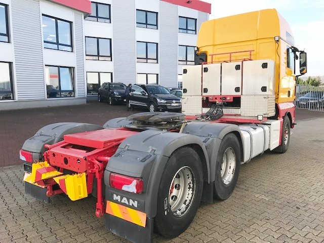 MAN TGX