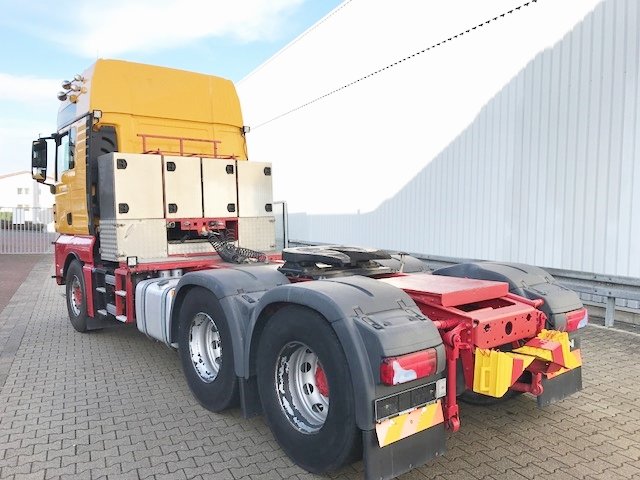 MAN TGX