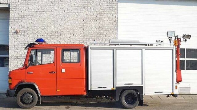 DAIMLER-BENZ -