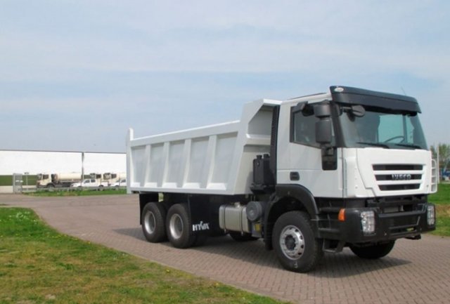 IVECO-MAGIRUS Trakker