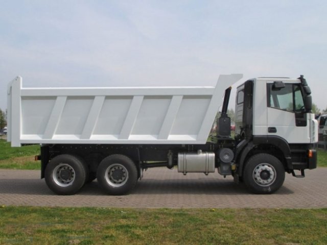 IVECO-MAGIRUS Trakker
