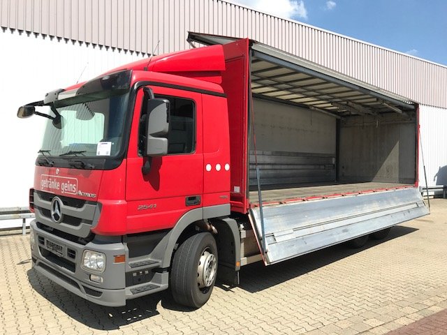 Mercedes-BenzActros