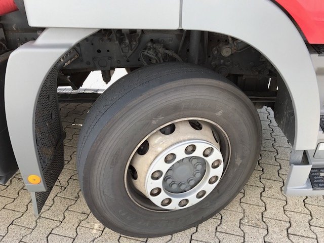 DAIMLER-BENZ Actros
