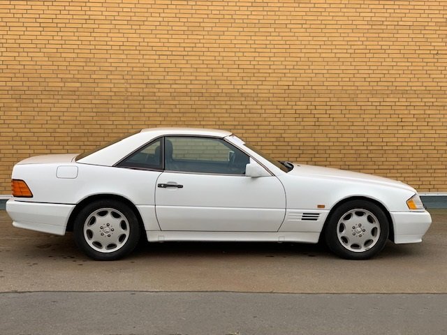 Mercedes-BenzSL 500