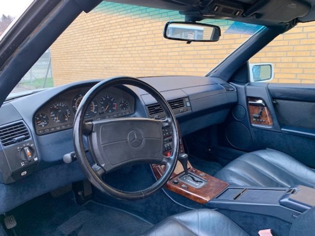 MERCEDES-BENZ SL 500