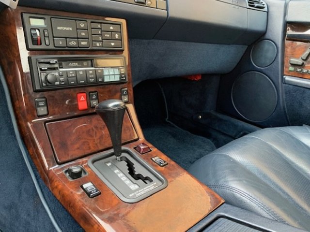 MERCEDES-BENZ SL 500