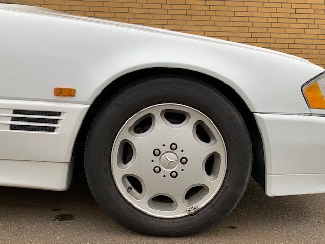 MERCEDES-BENZ SL 500
