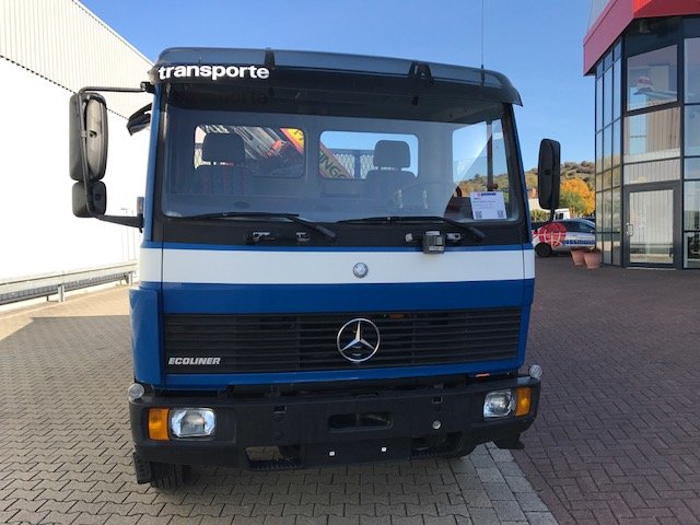 DAIMLER-BENZ -