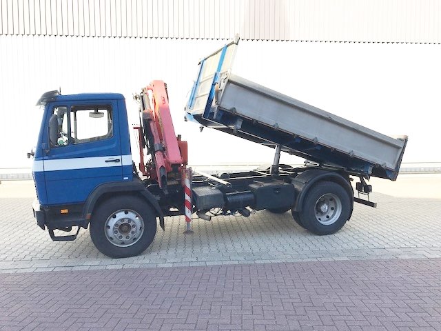 DAIMLER-BENZ -