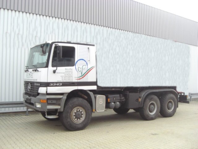 Mercedes-BenzActros