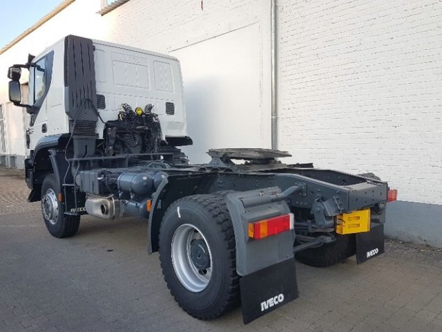 IVECO-MAGIRUS Trakker