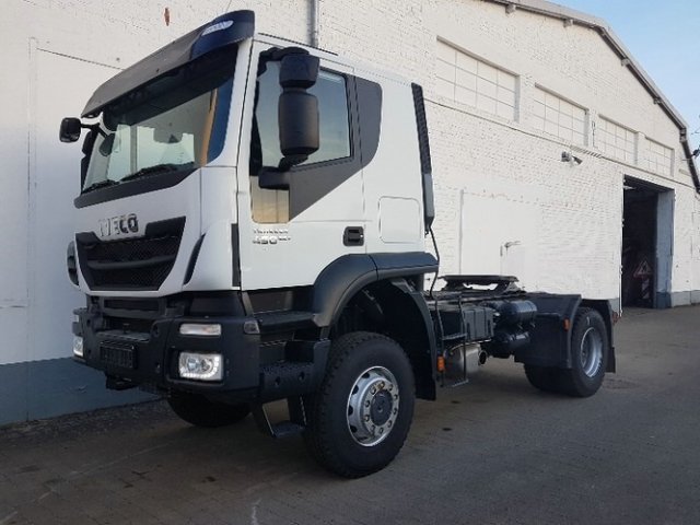 IVECO-MAGIRUS Trakker