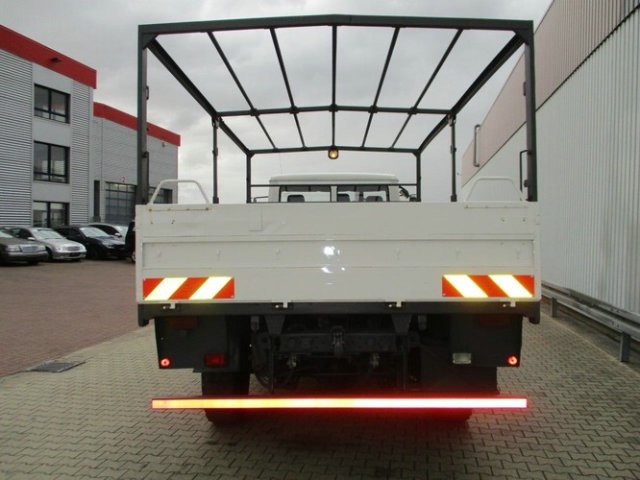 DAIMLER-BENZ -