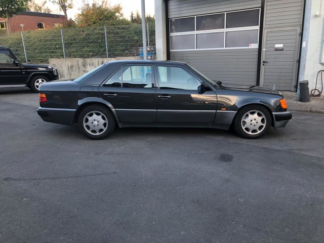 MERCEDES-BENZ 500