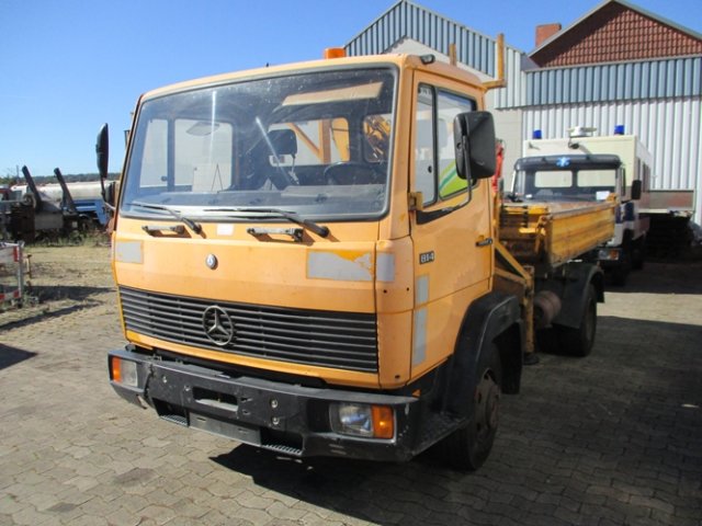 Mercedes-BenzL
