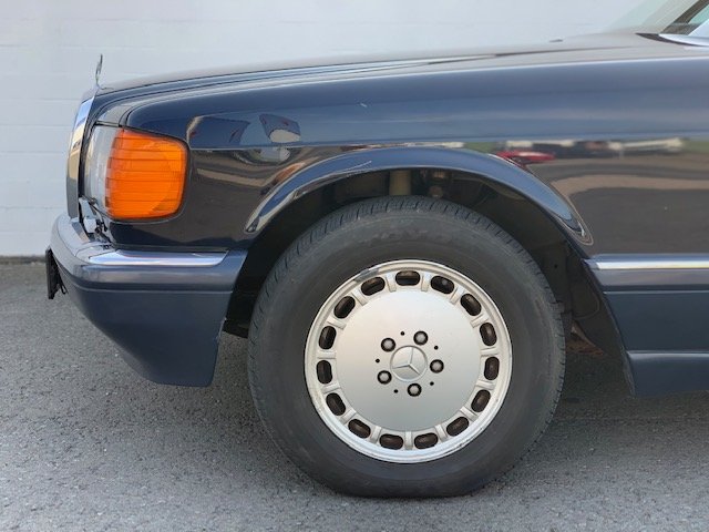 MERCEDES-BENZ 560