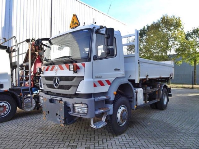 DAIMLER-BENZ Axor