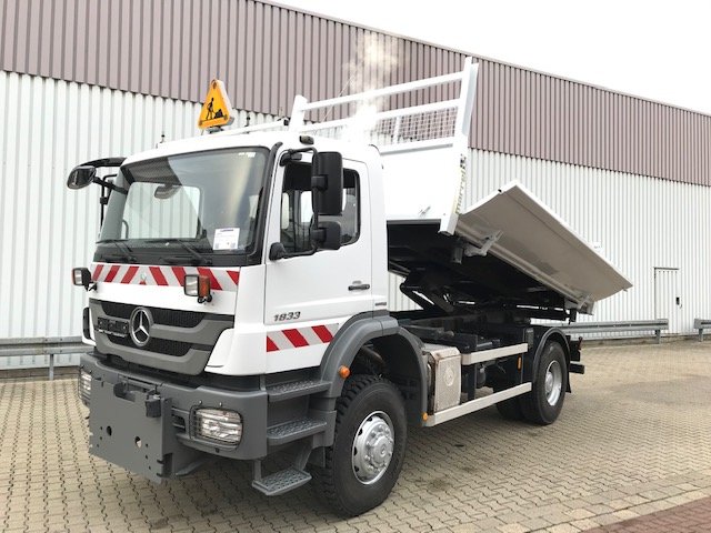 Mercedes-BenzAxor