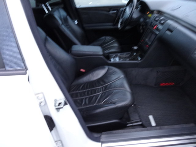 MERCEDES-BENZ E 55 AMG