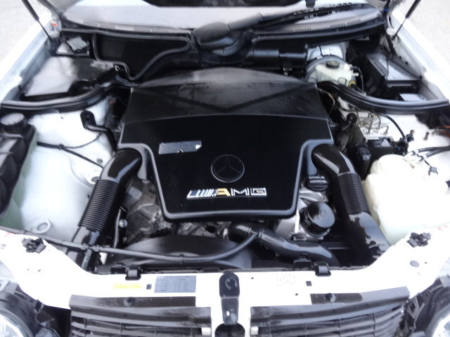 MERCEDES-BENZ E 55 AMG