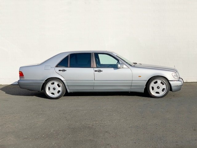 Mercedes-BenzS 600