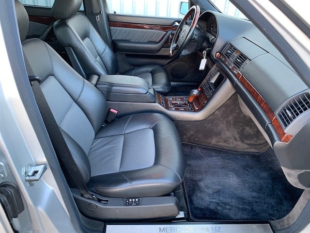 MERCEDES-BENZ S 600
