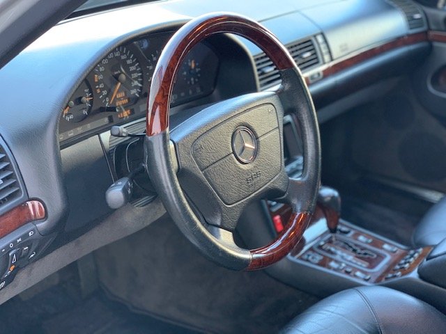 MERCEDES-BENZ S 600
