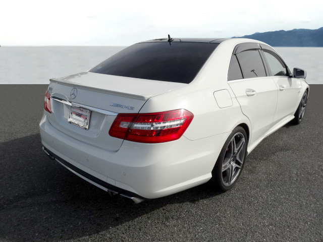 MERCEDES-BENZ E 63 AMG