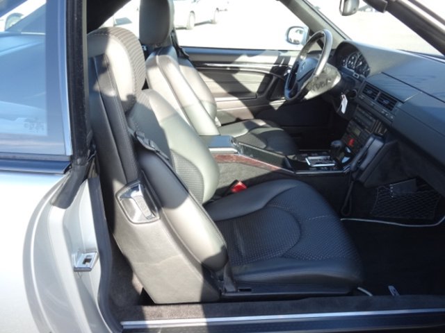 MERCEDES-BENZ SL 320