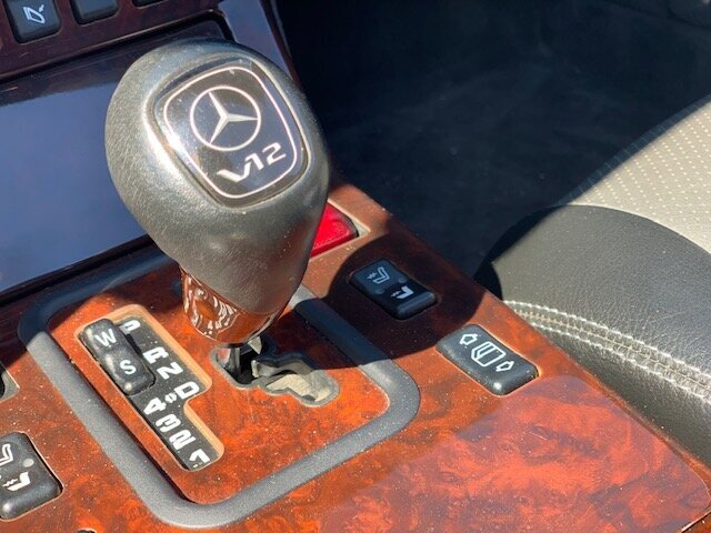 MERCEDES-BENZ SL 600