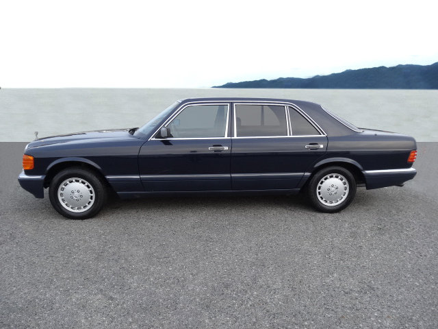 MERCEDES-BENZ 560