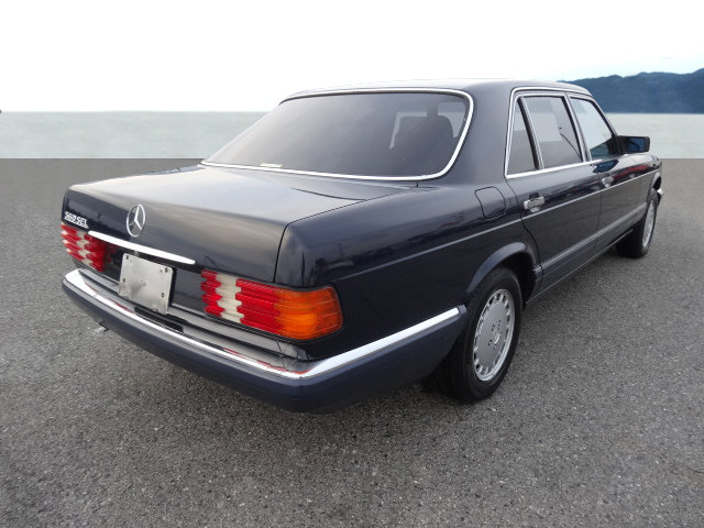 MERCEDES-BENZ 560