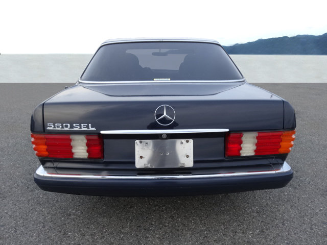 MERCEDES-BENZ 560