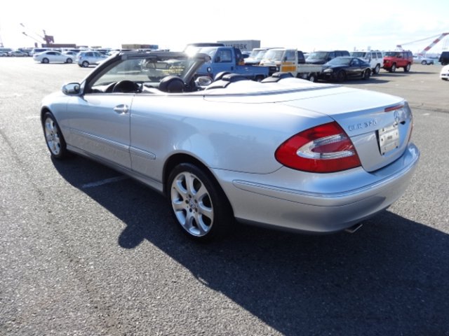 MERCEDES-BENZ CLK 320