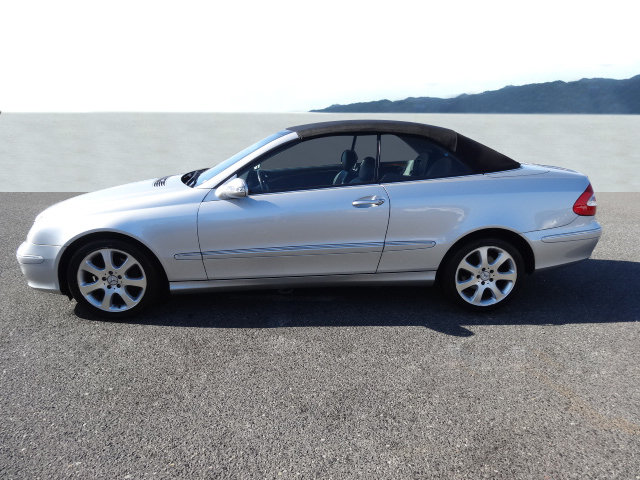 MERCEDES-BENZ CLK 320