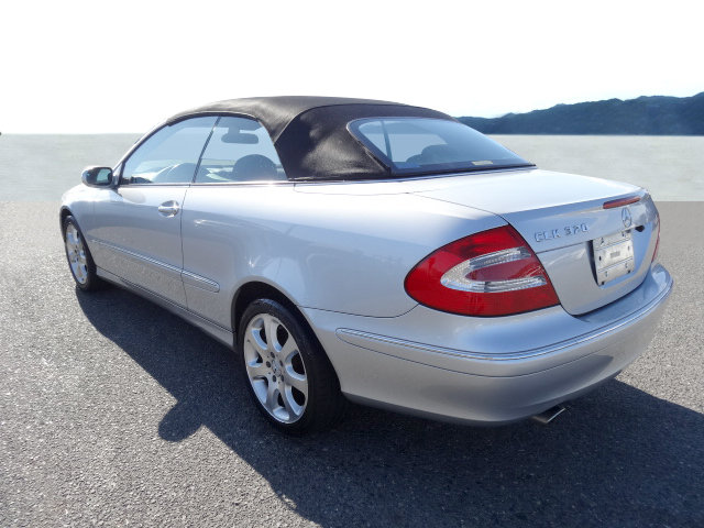 MERCEDES-BENZ CLK 320