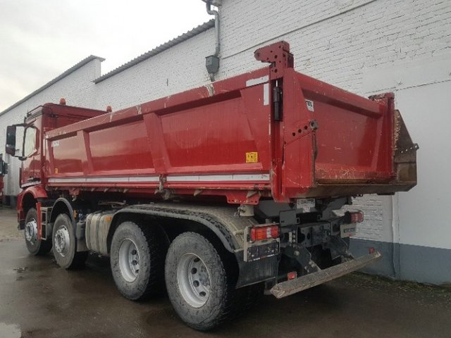 DAIMLER-BENZ Arocs