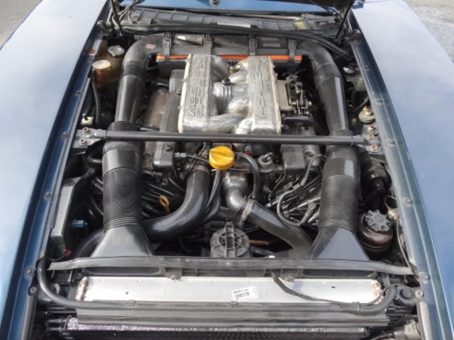PORSCHE 928