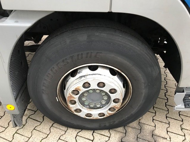 DAIMLER-BENZ Actros
