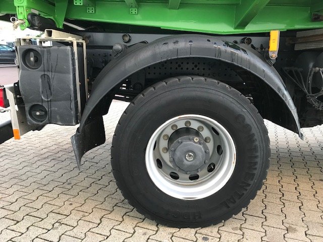 DAIMLER-BENZ Arocs