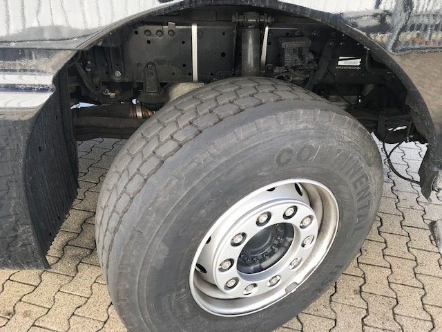 MAN TGX