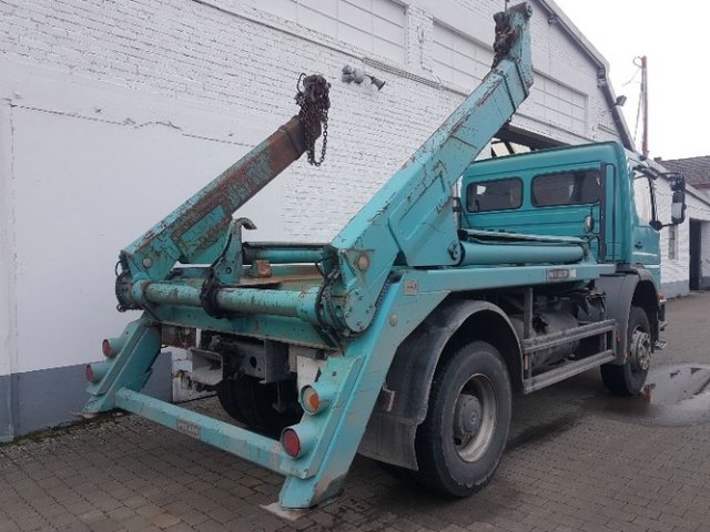 DAIMLER-BENZ Atego