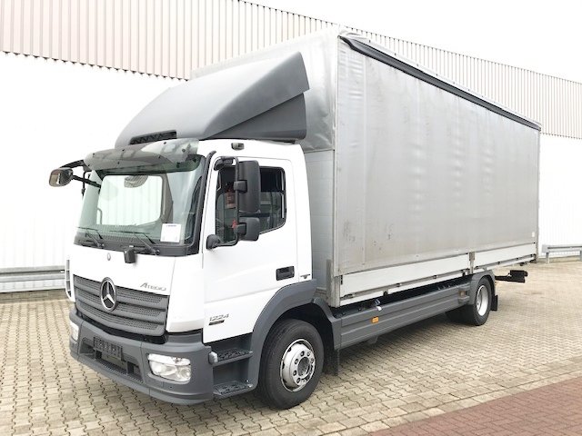 Mercedes-BenzAtego