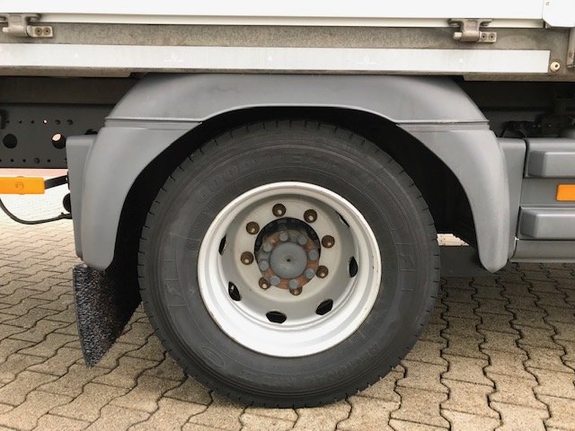 DAIMLER-BENZ Atego