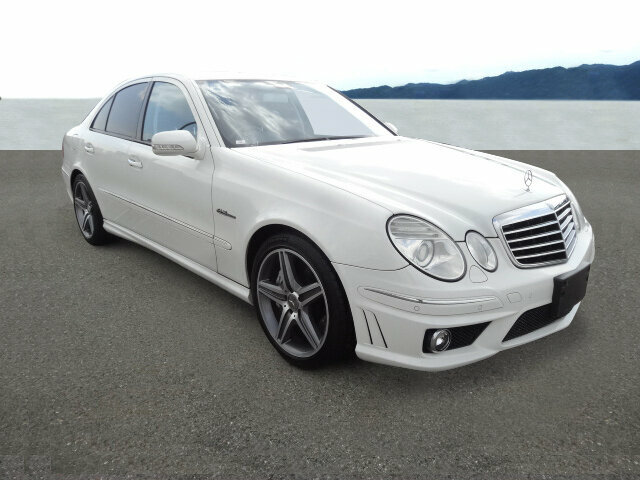 MERCEDES-BENZ E 63 AMG