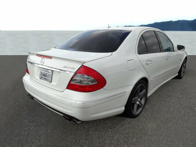 MERCEDES-BENZ E 63 AMG