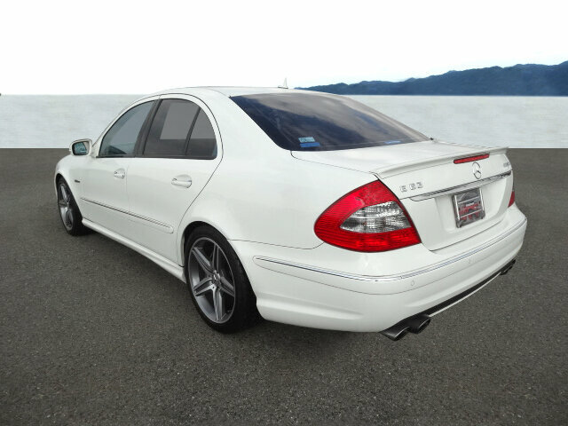MERCEDES-BENZ E 63 AMG
