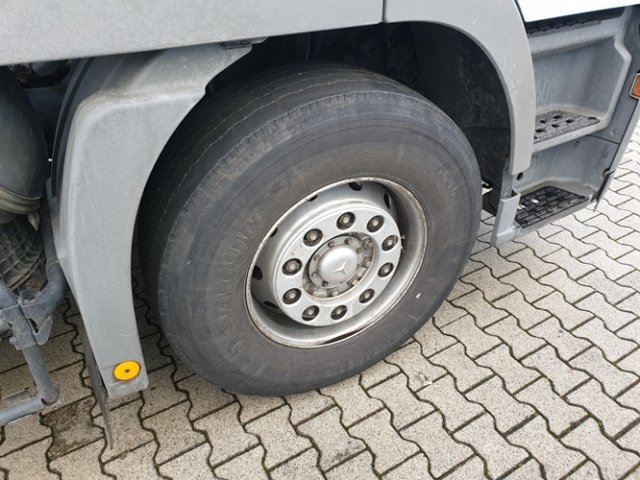 DAIMLER-BENZ Actros
