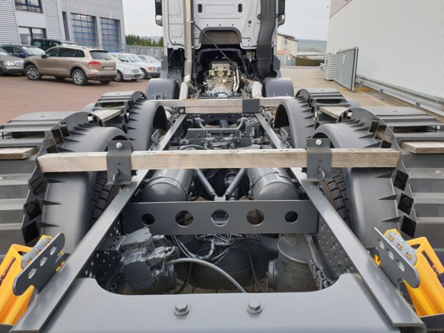 DAIMLER-BENZ Arocs