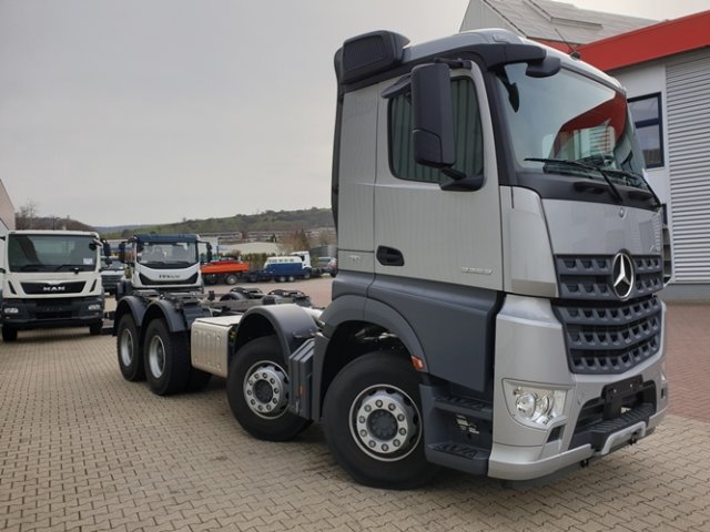 DAIMLER-BENZ Arocs